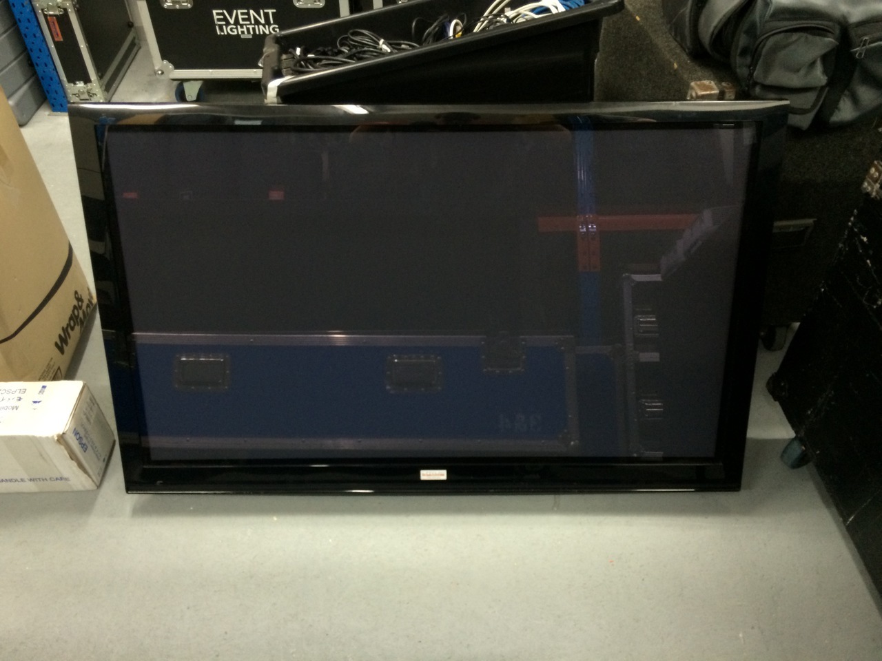 LG 2x 50" TV 50PJ350, 50PQ20D Audio Visual Sales